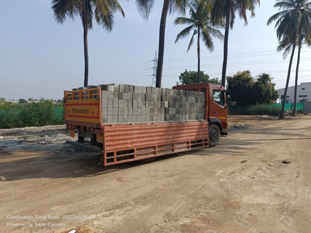 Curing yards concrete blocks